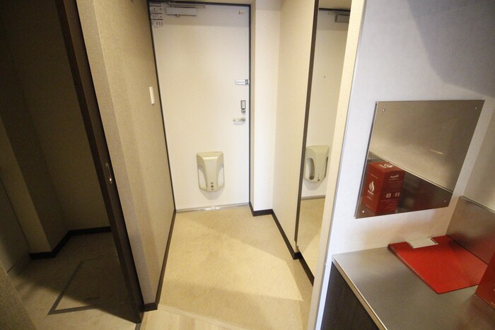 物件内観写真19　(玄関)