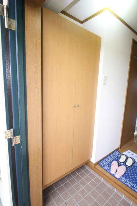 物件内観写真8　(靴箱)