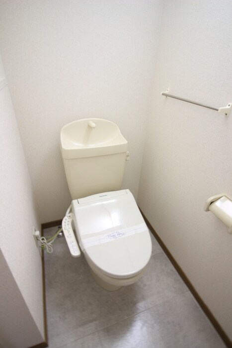 物件内観写真12　(トイレ)