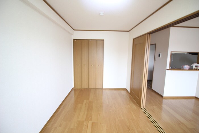 物件内観写真17　(居室)