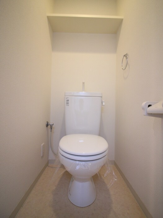 物件内観写真12　(トイレ)