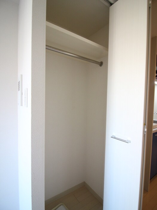 物件内観写真14　(収納)