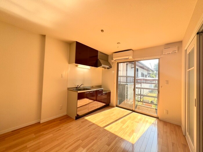 物件内観写真8　(居室)