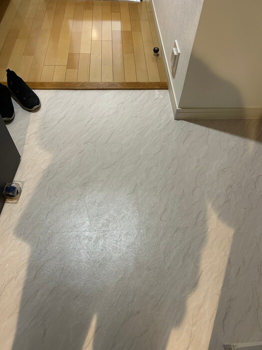 物件内観写真7　(玄関)