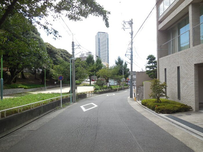 物件外観写真6　(周辺環境)