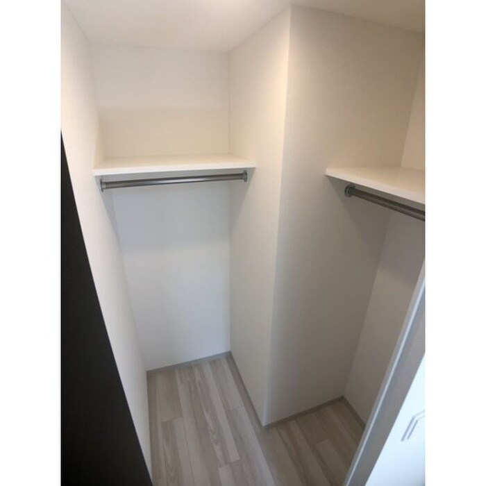 物件内観写真7　(収納)