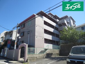 ド－ル滝子外観写真