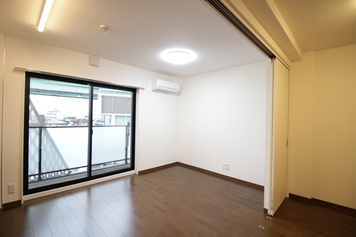 物件内観写真12　(居室)