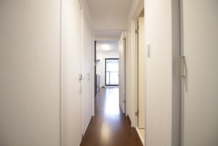 物件内観写真18　(廊下)