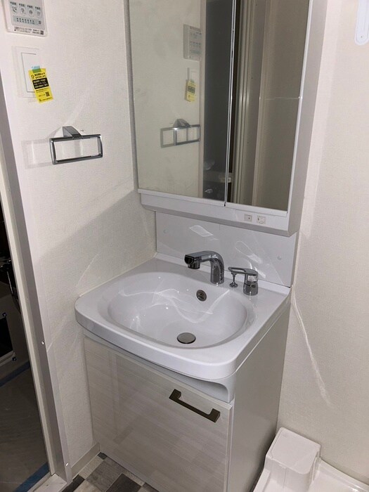 物件内観写真8　(洗面)