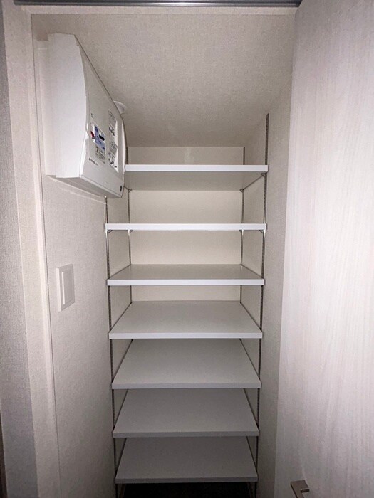 物件内観写真12　(靴箱)