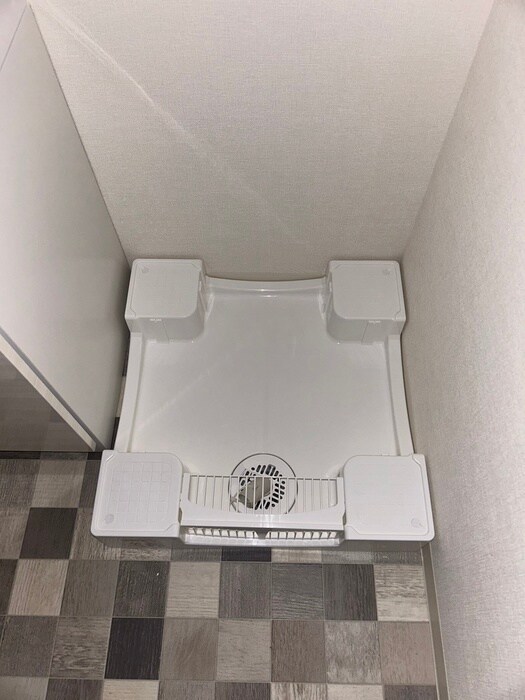 物件内観写真17　(洗濯機置場)