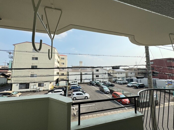 物件内観写真19　(室内からの展望)