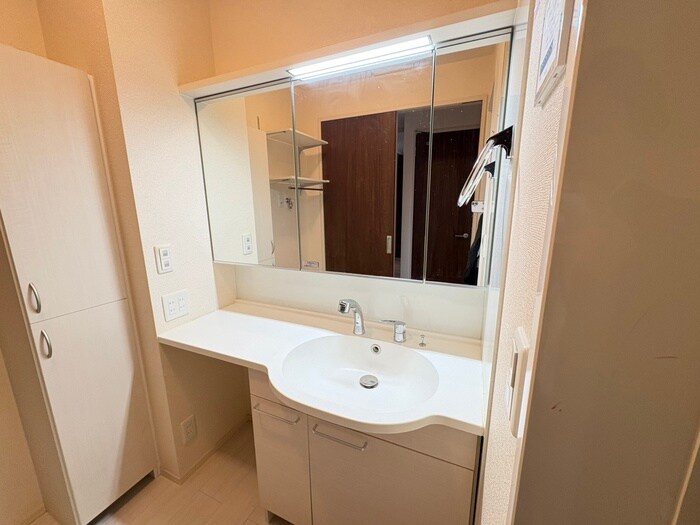 物件内観写真13　(洗面)