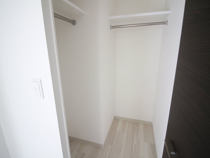 物件内観写真12　(収納)