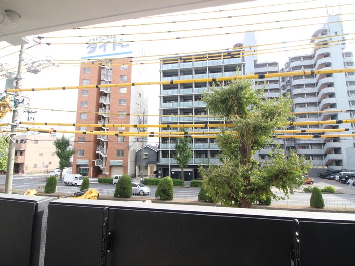 物件内観写真15　(室内からの展望)