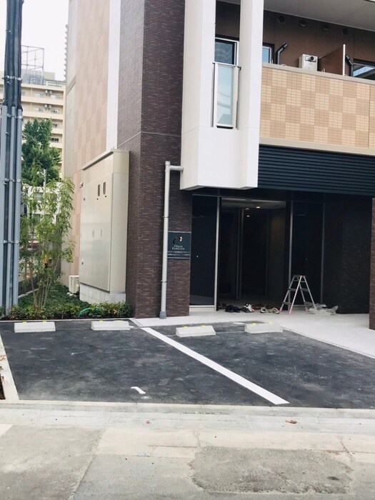 物件外観写真3　(駐車場)