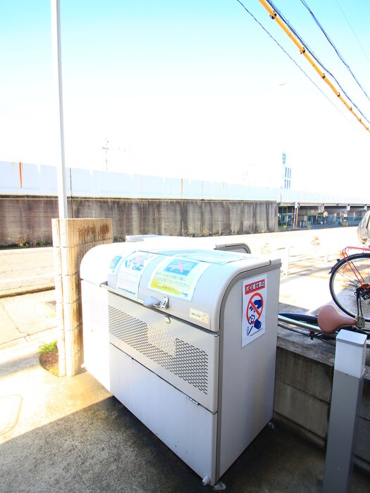 物件外観写真6　(建物設備)