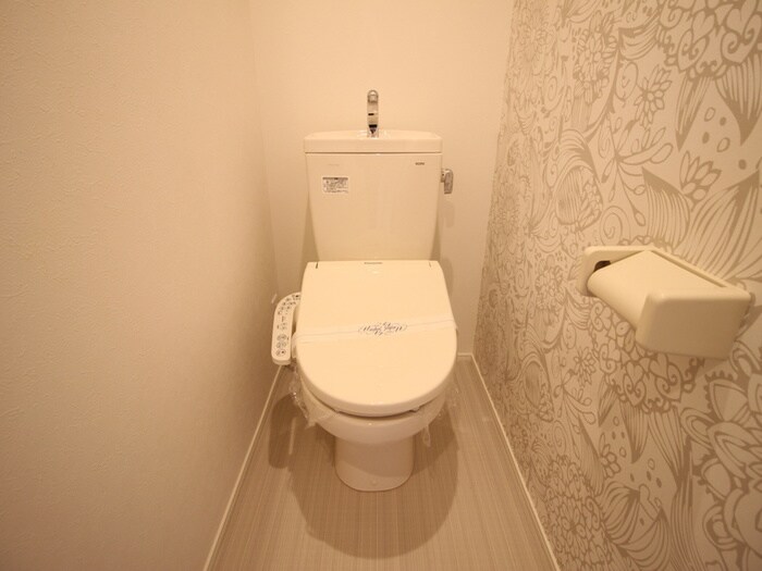 物件内観写真14　(トイレ)