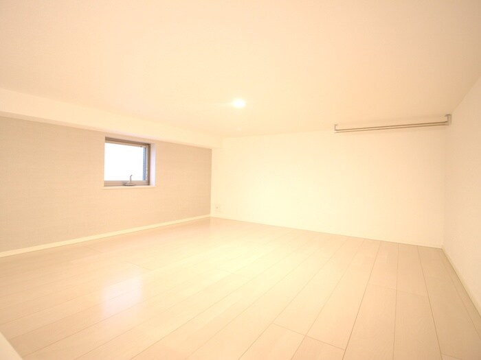 物件内観写真15　(ロフト)