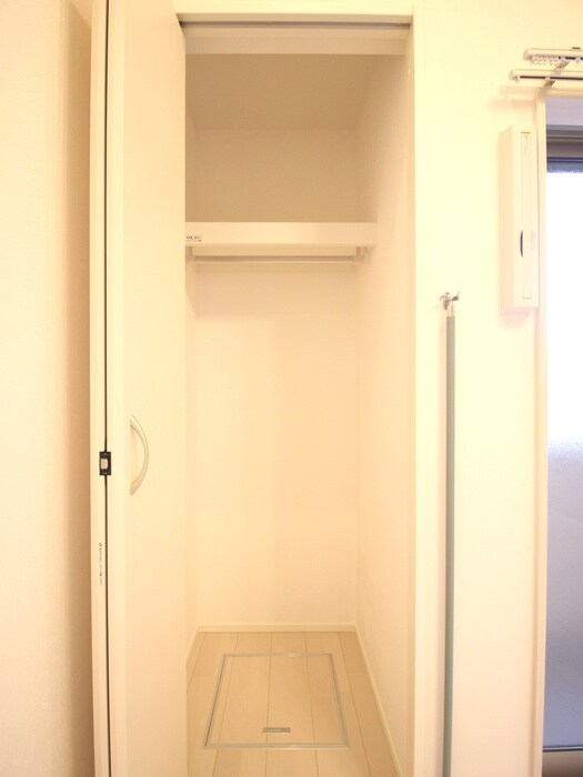 物件内観写真16　(収納)