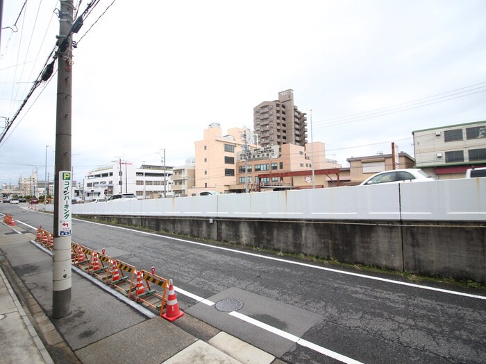 物件内観写真22　(室内からの展望)