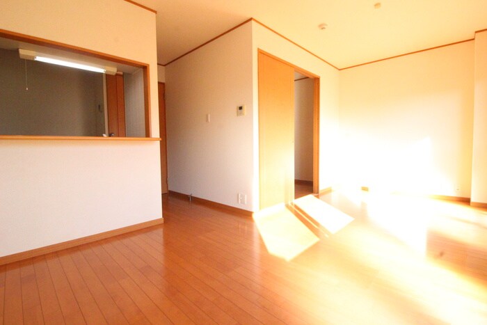 物件内観写真9　(居室)