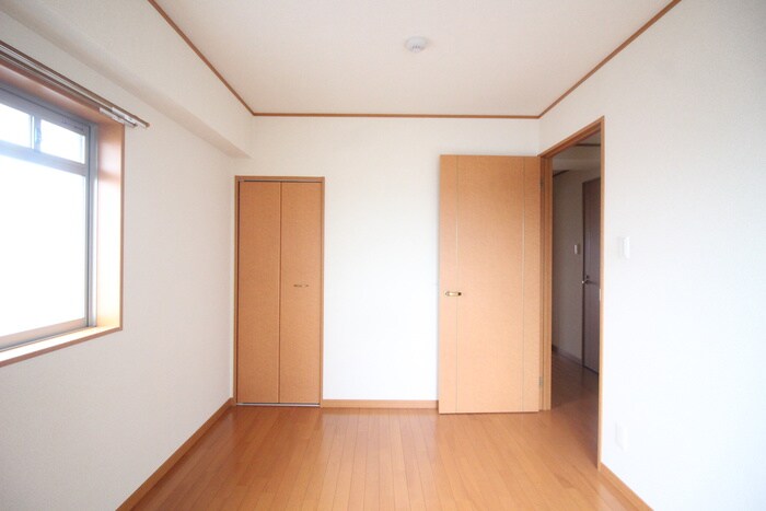 物件内観写真13　(居室)