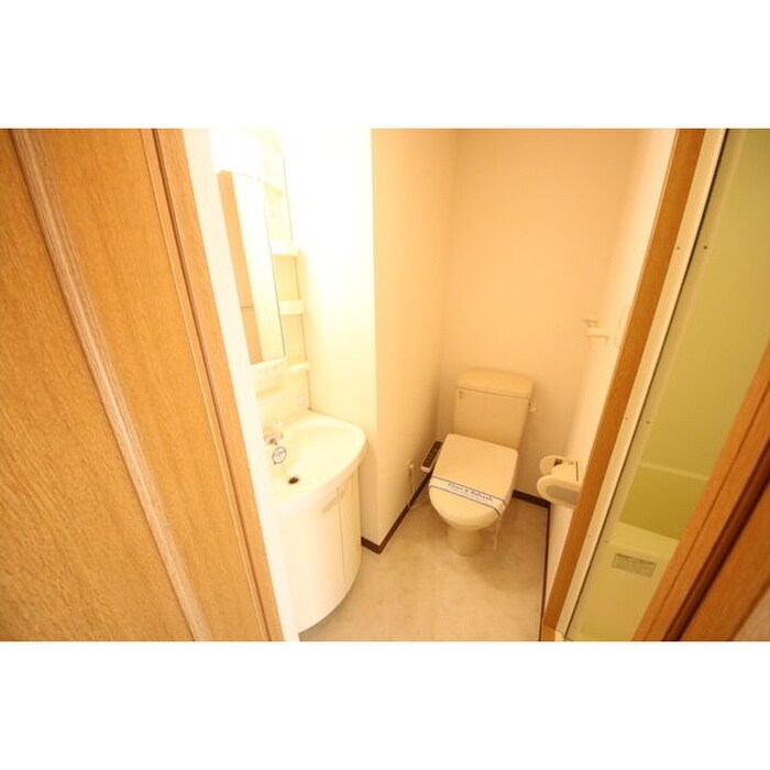 物件内観写真12　(トイレ)