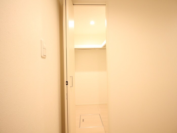 物件内観写真22　(収納)