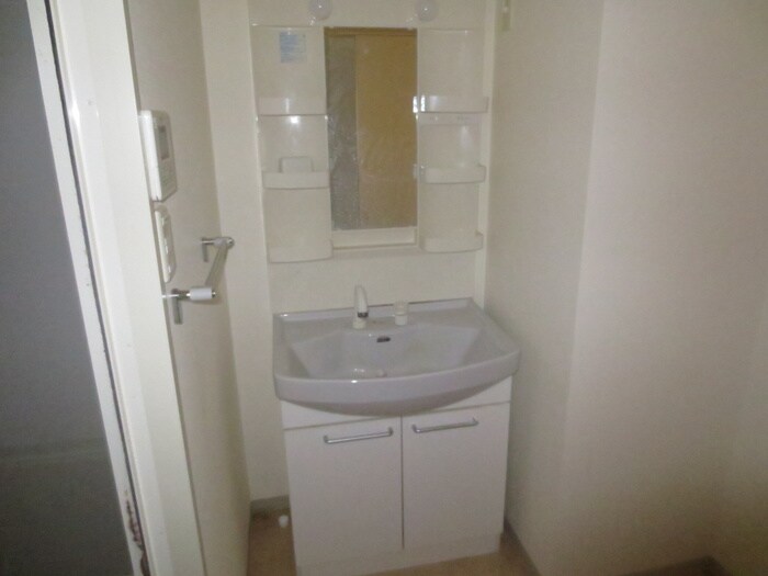 物件内観写真11　(洗面)