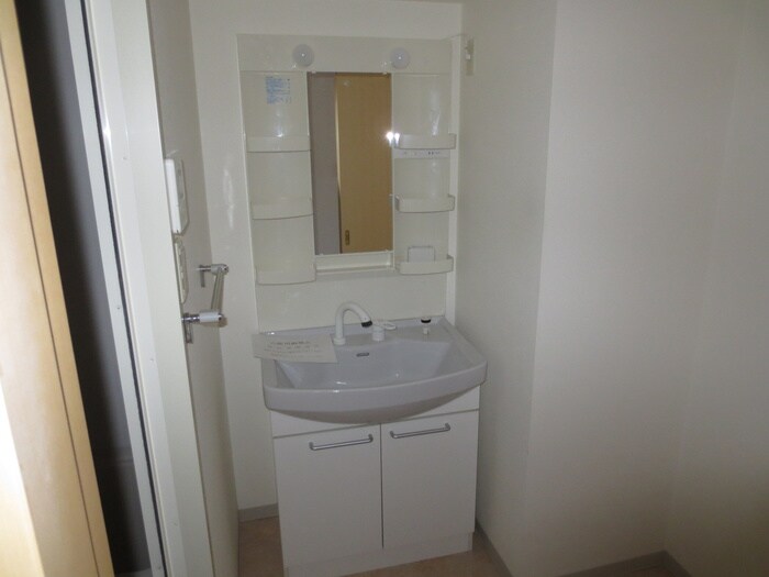 物件内観写真12　(洗面)
