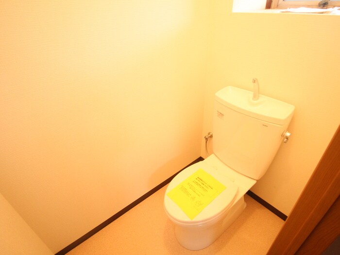 物件内観写真16　(トイレ)