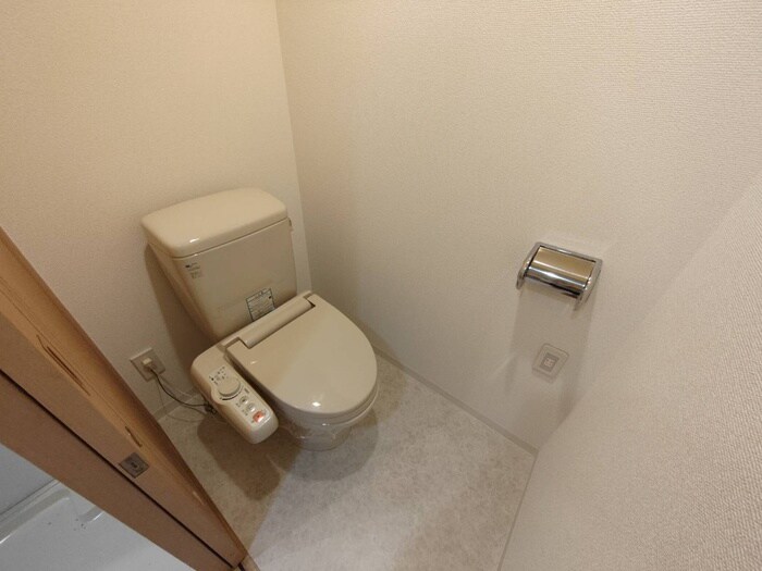 物件内観写真12　(トイレ)