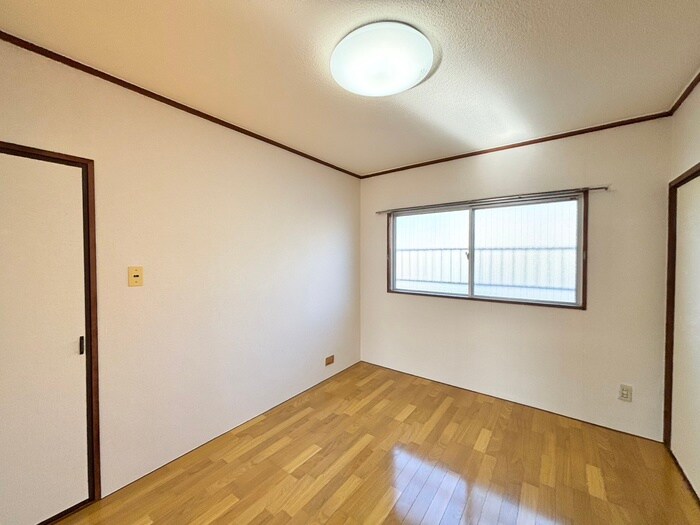 物件内観写真6　(居室)