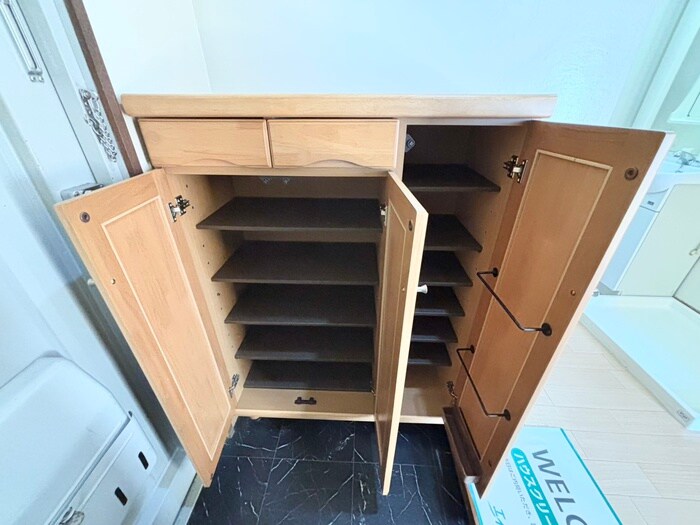 物件内観写真16　(靴箱)