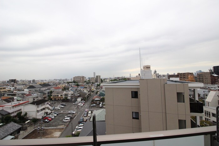 物件内観写真18　(室内からの展望)