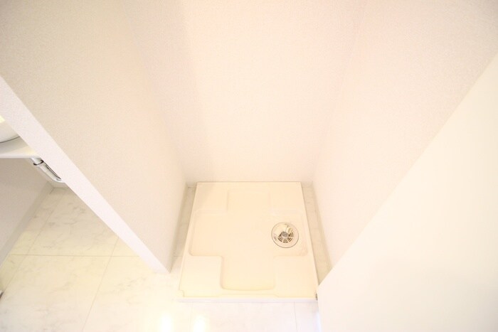 物件内観写真20　(洗濯機置場)