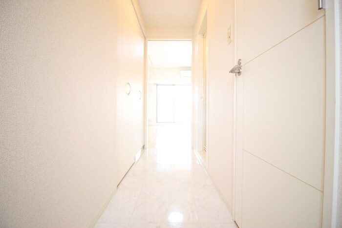 物件内観写真21　(廊下)
