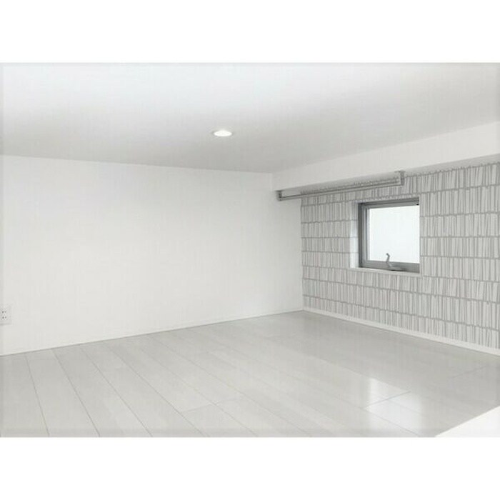 物件内観写真9　(ロフト)