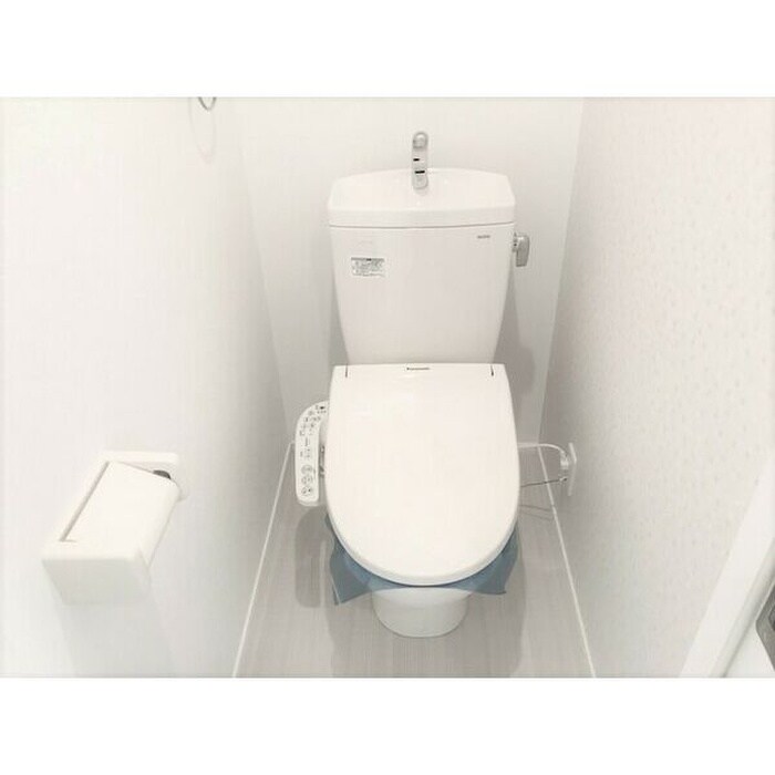 物件内観写真14　(トイレ)