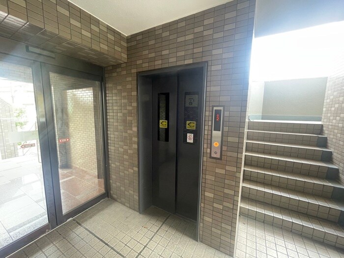 物件外観写真2　(建物設備)