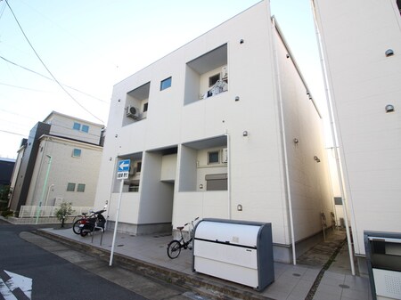 STUDIO　MARMS外観写真