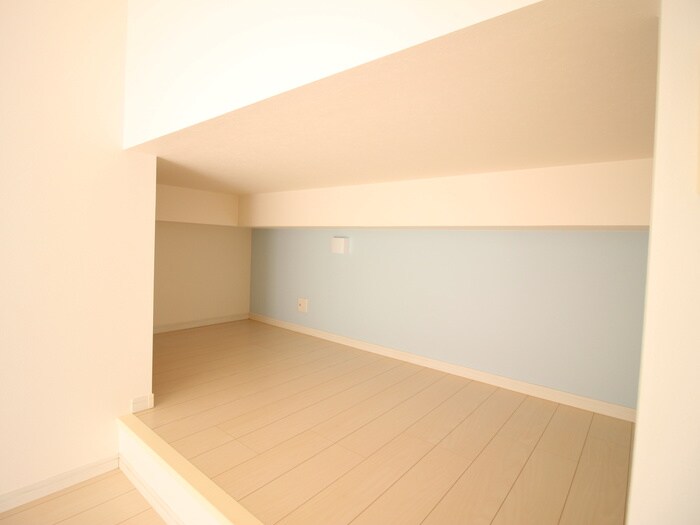 物件内観写真12　(居室)