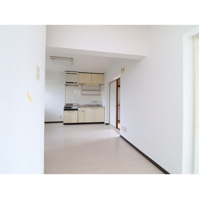 物件内観写真10　(内観写真)