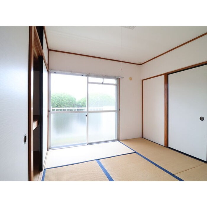 物件内観写真12　(居室)