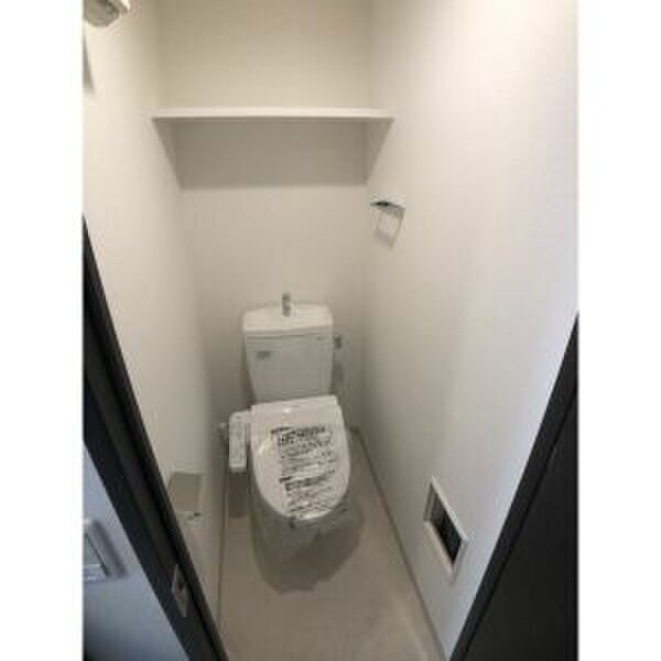 物件内観写真8　(トイレ)