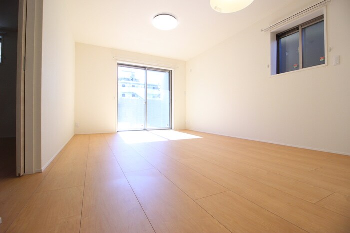 物件内観写真10　(居室)