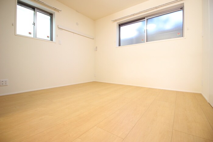 物件内観写真13　(居室)