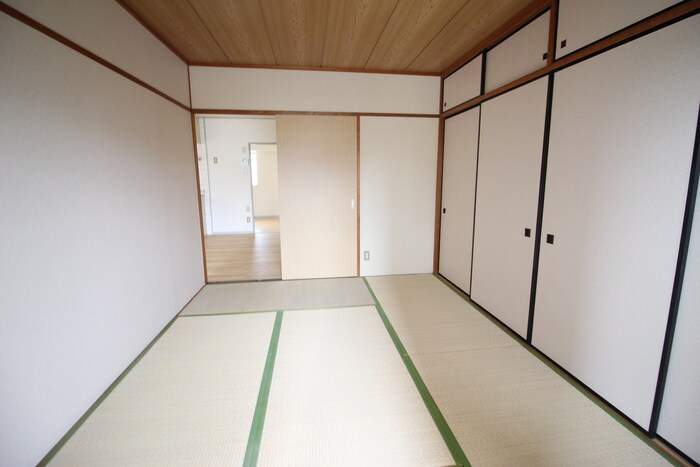 物件内観写真15　(居室)